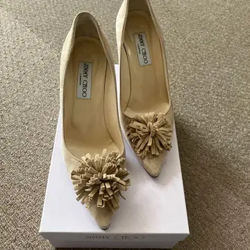JIMMY CHOO 베이지 하이힐. 사이즈 7
