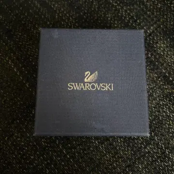 Swarovski 드롭형 귀걸이