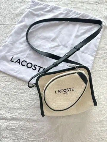 LACOSTE 헤리티지 캔버스 테니스 스타일 숄더백