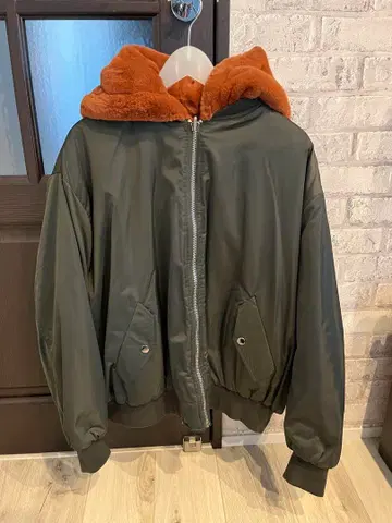 자라 리버서블 봄버 자켓 퍼 자켓