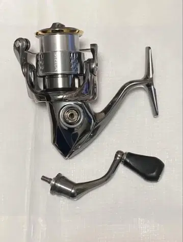 [ 인기 번수 ] 시마노 18 스텔라 C2500SHG