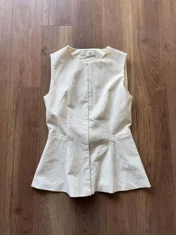 [ 새상품 ] ZARA // 상의
