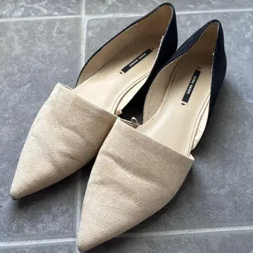 ZARA BASIC 스틸레토 플랫슈즈