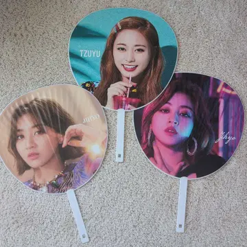 TWICE 공식 부채 쯔위 지효 3