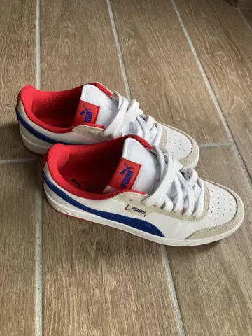 Puma 스니커즈 화이트/레드/블루