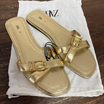ZARA 골드 플랫 샌들