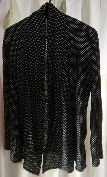 새상품급 ungaro u 웅가로 면100 가디건 겉옷 도트 ML~LL