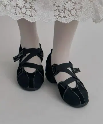 Foundrymews Canvas Shoes (사이즈 9M)