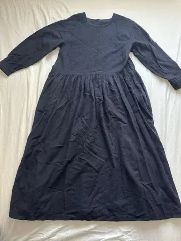 메종드소일 울 원피스 네이비