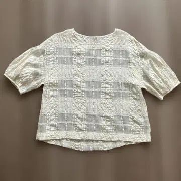 아이보리 오부 소매 블라우스