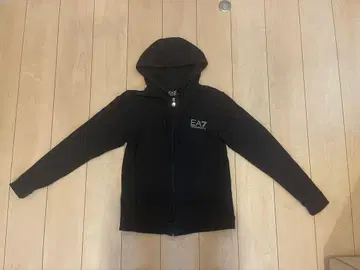 엠포리오 아르마니 집업 후드티 블랙 사이즈 s 새상품급