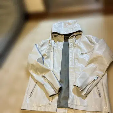 라이트 그레이 가죽 자켓 L 사이즈 후드 부착 ZARA