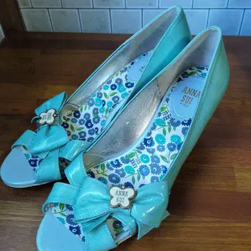 ANNA SUI 아쿠아 블루 펌프스 24.5cm
