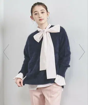 새상품 UNITED ARROWS 폭스 캐시미어 크루넥 니트