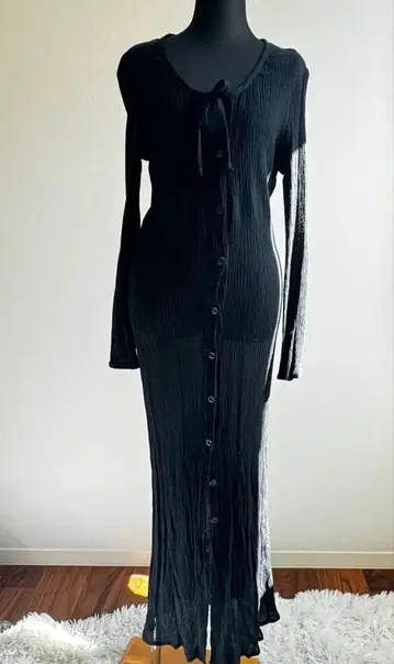 베네통 리본 포함 블랙 롱 원피스