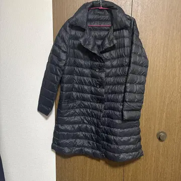 블랙 얇은 소재 롱 다운 코트