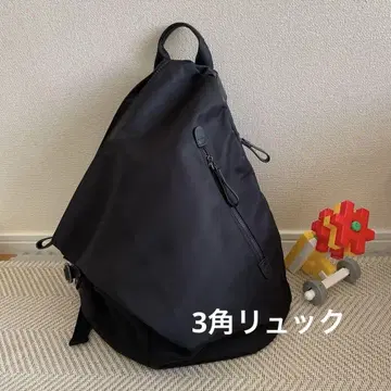 성숙 캐주얼 삼각형 백팩 발수 나일론 가죽 블랙 실버 블랙