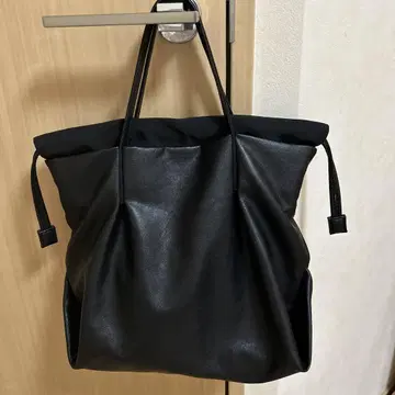 어반 리서치 도어스, 워셔블 백