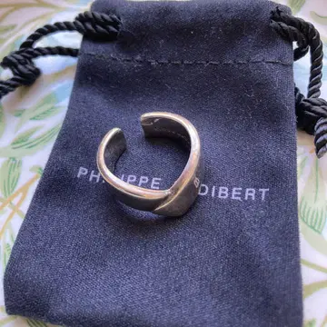 PHILIPPE AUDIBERT 필립 오디베일의 반지