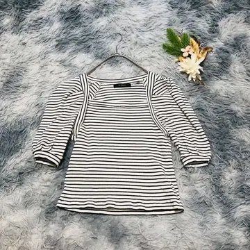 더블 클로젯 (F) 5부 소매 티셔츠 볼륨 슬리브 보더