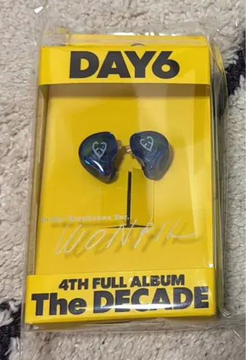 DAY6 the DECADE in-ear 이어폰 원필
