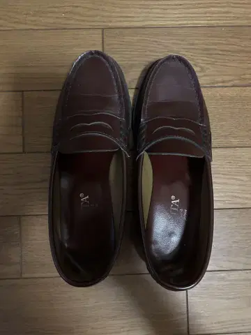 다크 브라운 가죽 로퍼 HALUTA