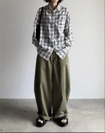 ARULLE cocoon wide chino pants