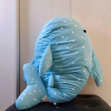 스카이블루 고래형 봉제 인형