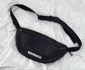 VOLCOM 블랙 숄더백