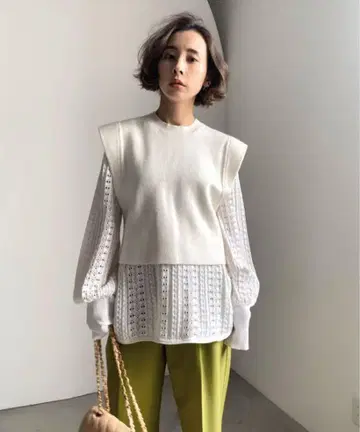 LAYERED OVER SHOULDER KNIT 화이트 프리 사이즈