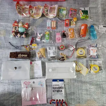 캡슐 토이 가챠가챠 27점 이상 세트