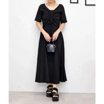 FUN 롱 원피스 블랙 정가 7,258엔