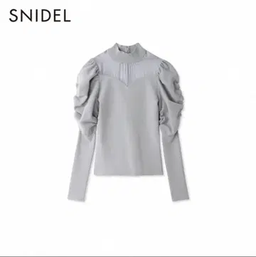 SNIDEL 그레이 퍼프 슬리브 긴팔 상의