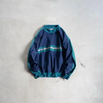 'Xceptions by DSI'Geometric mix sweat
