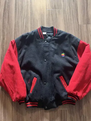 초레어 apple 바시티 자켓 varsity jacket