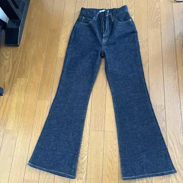 MOUSSY 다크 블루 부츠컷 데님