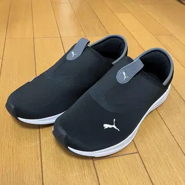 Puma SOFTFOAM+ 슬립온 스니커즈 블랙 26cm