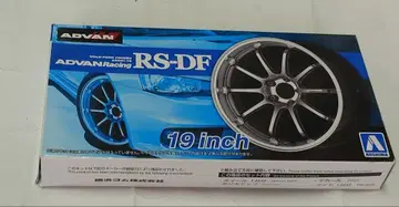 AD VAN RS-DF 19인치 휠과 1/24 윙 시트