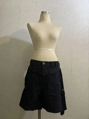 ALGONQUINS 레오파드 무늬 숏팬츠