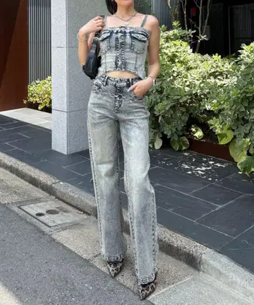 미사용 새상품 데님 뷔스티에 올인원 & 패드 포함 크로스 라인 뷔스티에