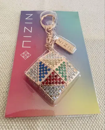 NiziU 큐브 키링 미개봉 새상품