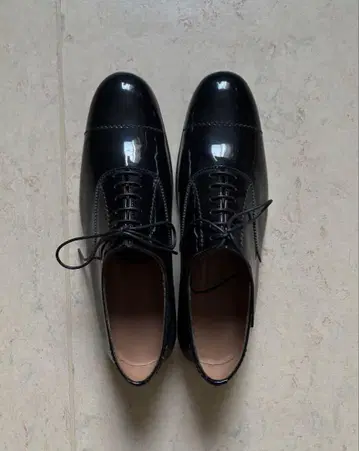 새상품급 마가렛호웰 프리미엄 라인 Italy 레이스업 슈즈