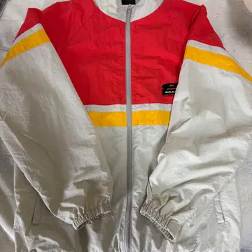 나고야 그램퍼스 FREAK'S STORE 콜라보 나일론 자켓