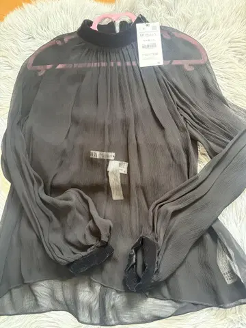 ZARA 쉬폰 블라우스 뷔스티에 포함