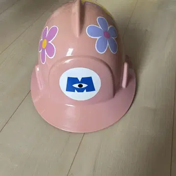 몬스터즈 인크 꽃무늬 헬멧