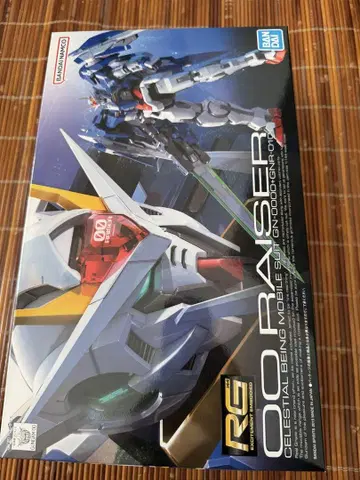 RG 더블오 라이저 조립 중