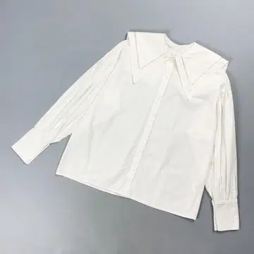 새상품급 La-gemme 빅 칼라 블라우스 화이트 사이즈 F*GD30