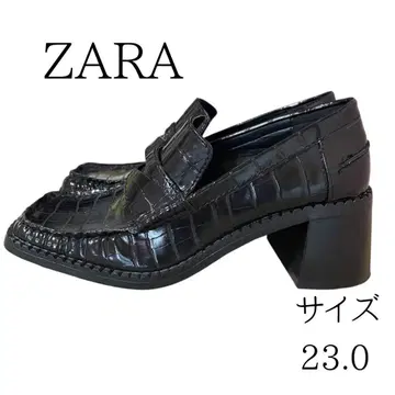 [컨디션 최상] ZARA 크로커다일 무늬 로퍼 블랙
