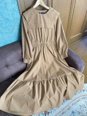 ZARA 베이지 롱 원피스 프릴 옷깃
