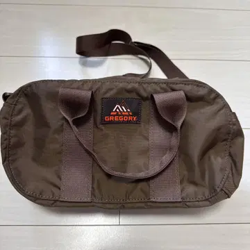 GREGORY 브라운 숄더백